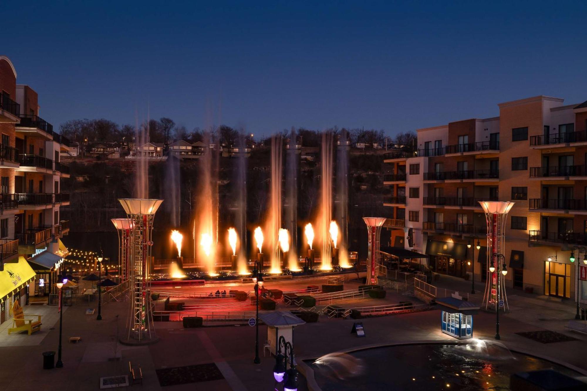Hilton Promenade Branson Landing Hotel Екстериор снимка