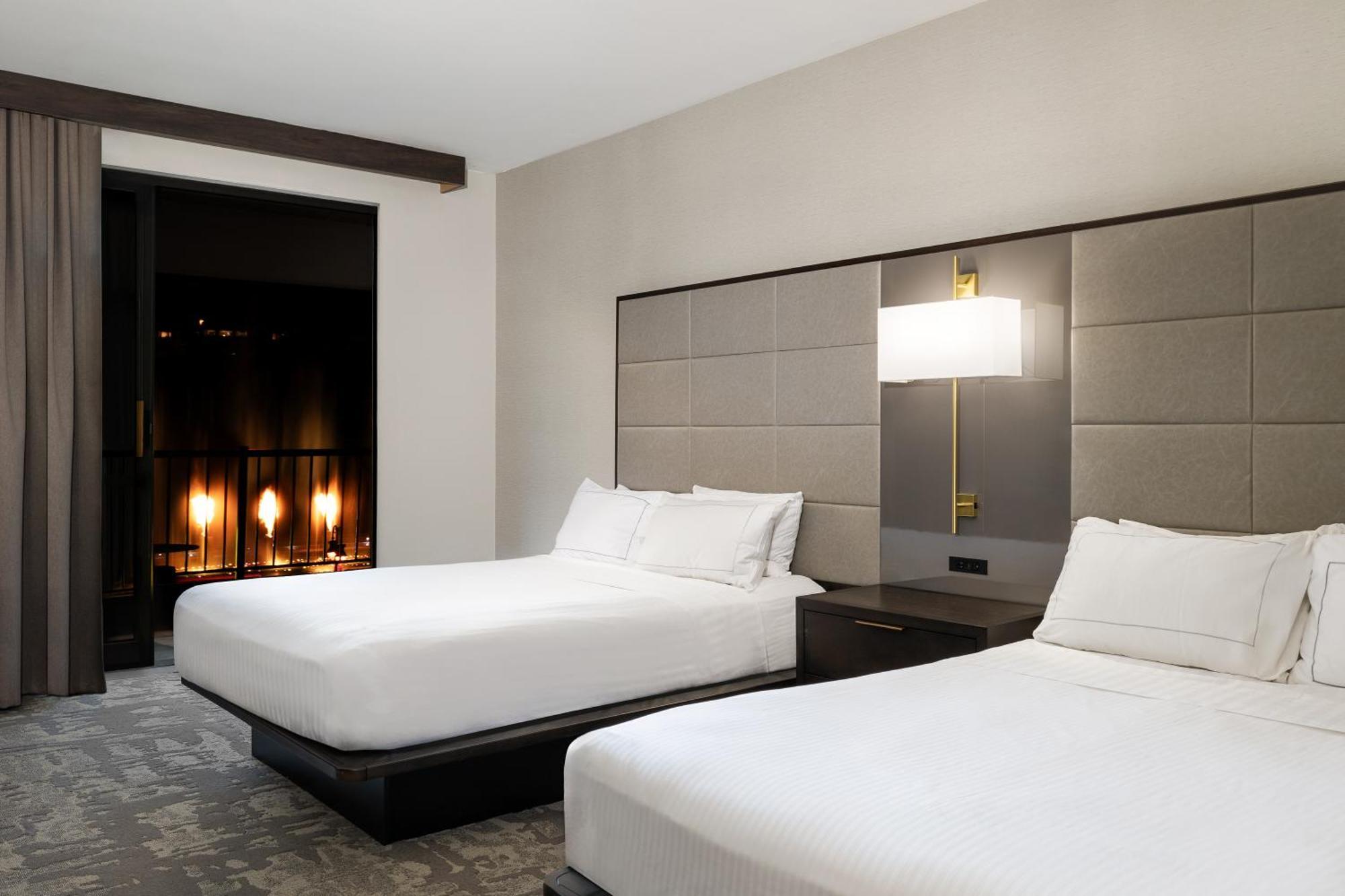 Hilton Promenade Branson Landing Hotel Екстериор снимка